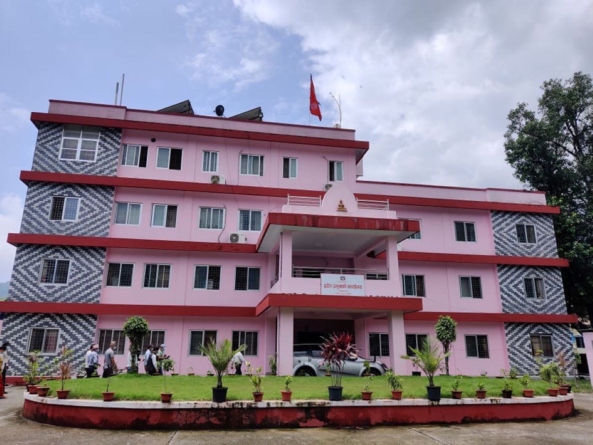 लुम्बिनीको प्रदेश सभाको अधिवेसन आह्वान विरुद्ध सर्वोच्चमा रिट दायर हुँदै
